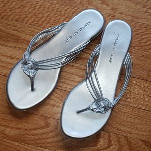 Montego Bay Club Silver Knot Thong Sandals 7.5